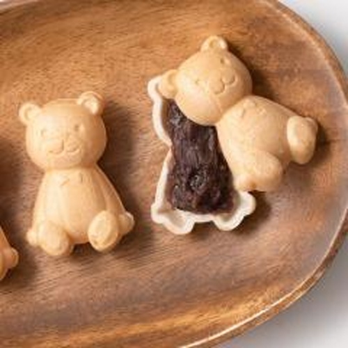 くまモナカ堂くまの手作りあんバターモナカクリスマス【09/01 新商品】